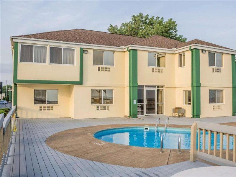 Quality Inn Порт Клинтън Екстериор снимка
