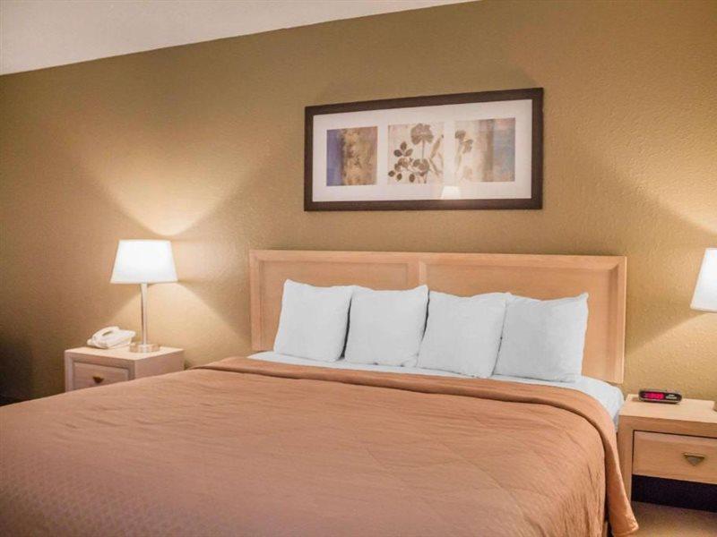 Quality Inn Порт Клинтън Екстериор снимка