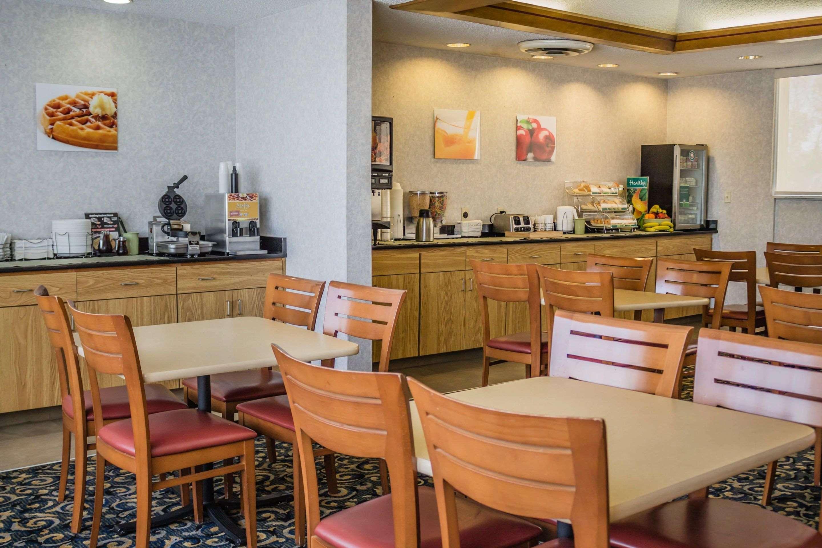 Quality Inn Порт Клинтън Екстериор снимка